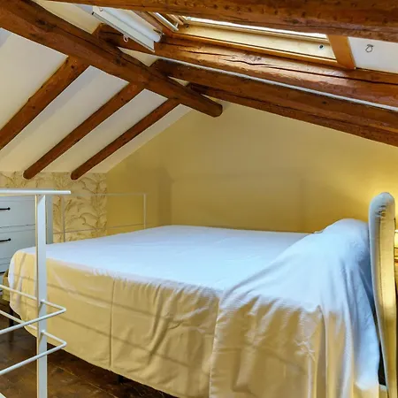 Apartament Electra House